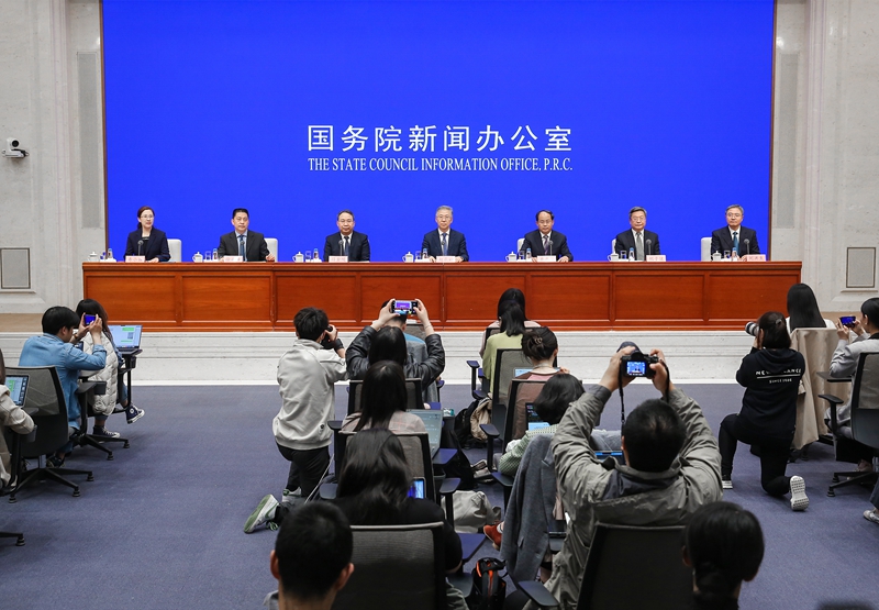 新一轮汽车“以旧换新”政策出炉 新能源汽车或明显受益 新一轮汽车“以旧换新”政策出炉 新能源汽车或明显受益