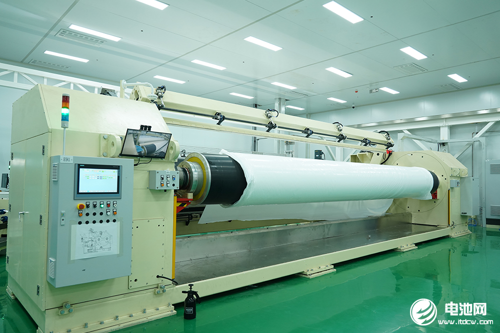 国产化设备助推隔膜产业升级 蓝科途技术革新破新局 国产化设备助推隔膜产业升级 蓝科途技术革新破新局