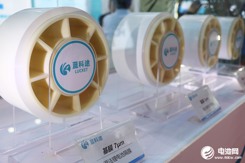 国产化设备助推隔膜产业升级 蓝科途技术革新破新局 国产化设备助推隔膜产业升级 蓝科途技术革新破新局