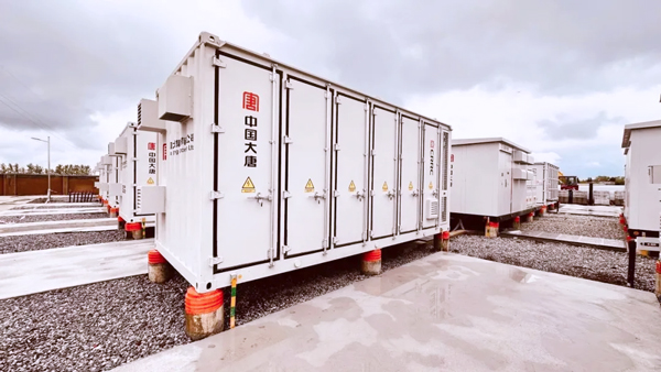 配备42套储能电池仓!全球最大钠电池储能系统投运! 配备42套储能电池仓!全球最大钠电池储能系统投运!