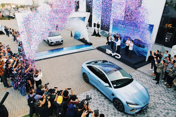 新能源汽车,电动汽车,汽车出口 新能源汽车,电动汽车,汽车出口