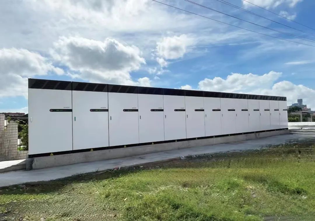 3.354MWh园区储能应用 图/华致能源 3.354MWh园区储能应用 图/华致能源
