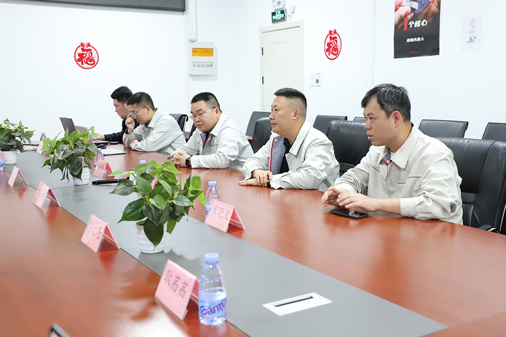 中国电池新能源产业链调研采访团(安徽站)一行到访蚌埠弗迪 中国电池新能源产业链调研采访团(安徽站)一行到访蚌埠弗迪