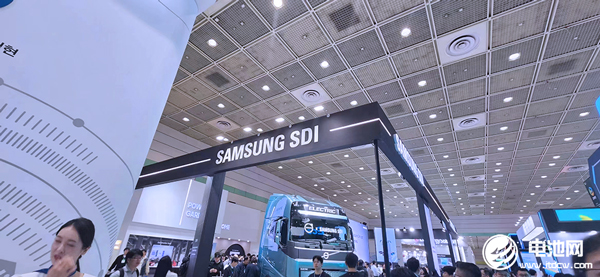 1748851668650169.jpg vc.jpg