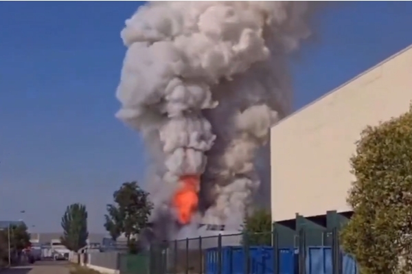 社交媒体上流传的视频截图 社交媒体上流传的视频截图