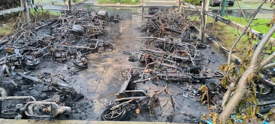 30余辆电动车“火烧连营”!上半年已注册11.33万家相关企业 30余辆电动车“火烧连营”!上半年已注册11.33万家相关企业