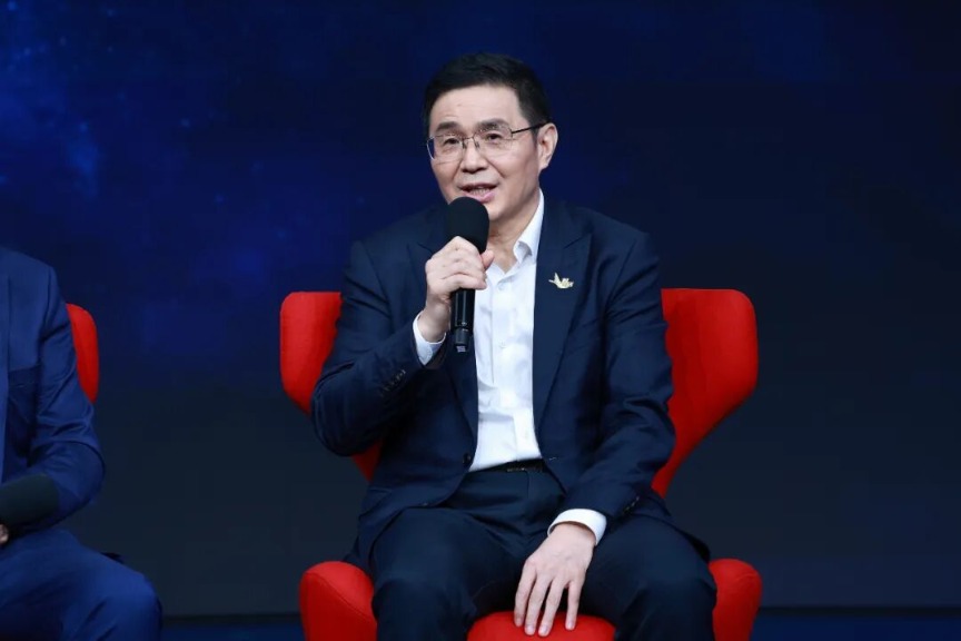 历史级时刻!万亿级大产业,引爆全球→ 历史级时刻!万亿级大产业,引爆全球→