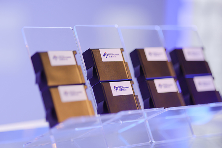 图片来源:豪鹏科技 图片来源:豪鹏科技