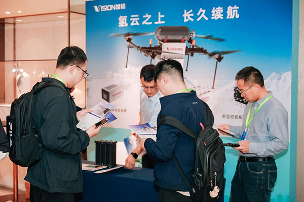 打造无人机新引擎!雄韬股份全新发布氢-锂-钠混动系统 打造无人机新引擎!雄韬股份全新发布氢-锂-钠混动系统