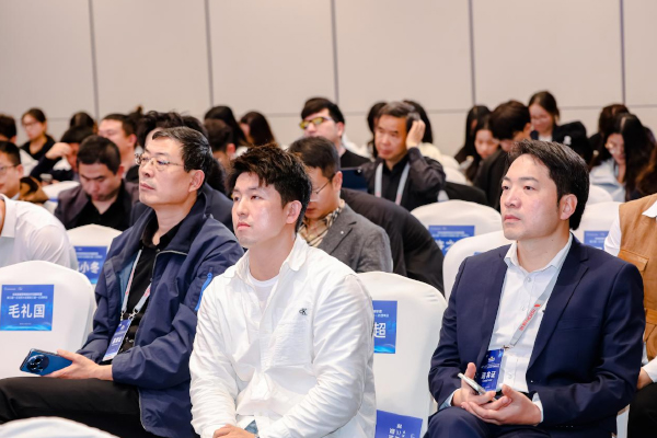 中关村新型电池技术创新联盟第三届一次会员大会顺利召开 中关村新型电池技术创新联盟第三届一次会员大会顺利召开