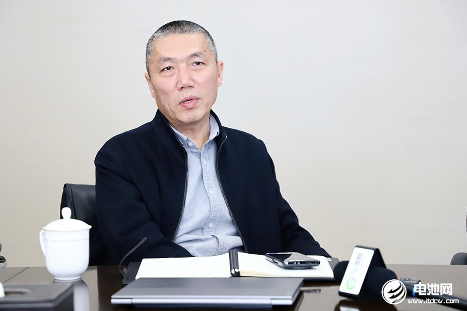 中国电池新能源产业链调研采访团一行到访维科技术 中国电池新能源产业链调研采访团一行到访维科技术