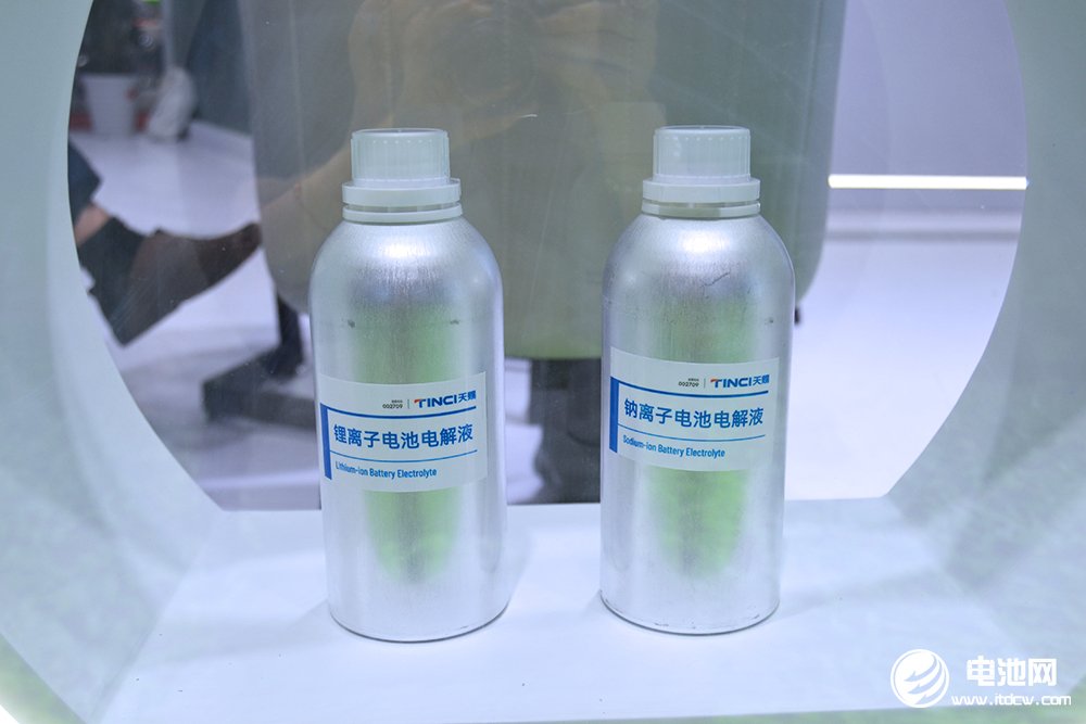 天赐材料 天赐材料