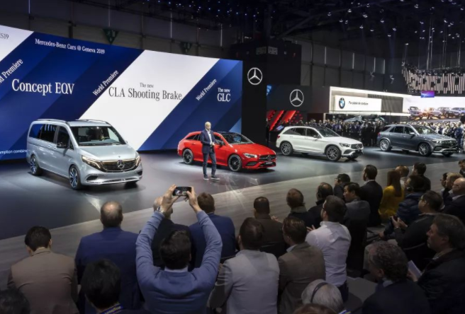 奔驰更新电动化战略 插混车型2020年扩充