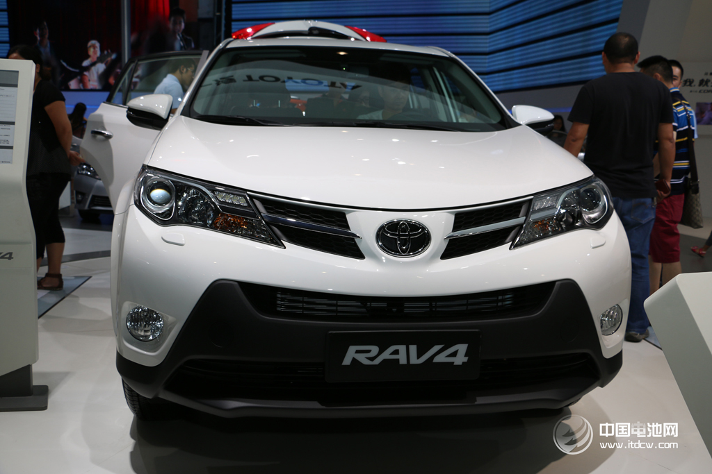 8月我国新能源汽车销售66.6万辆 年内销量