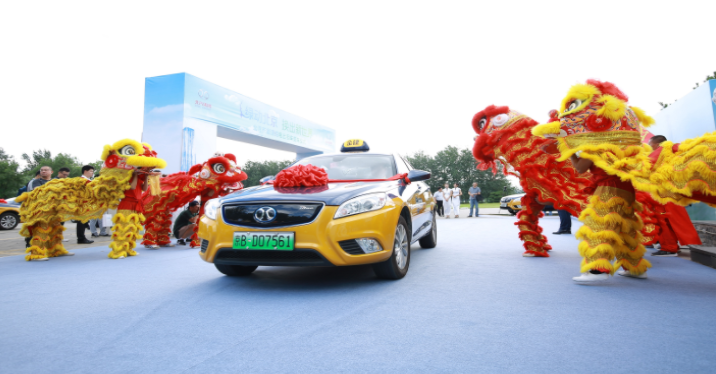 北京换电出租车预计明年底将达2万辆 北