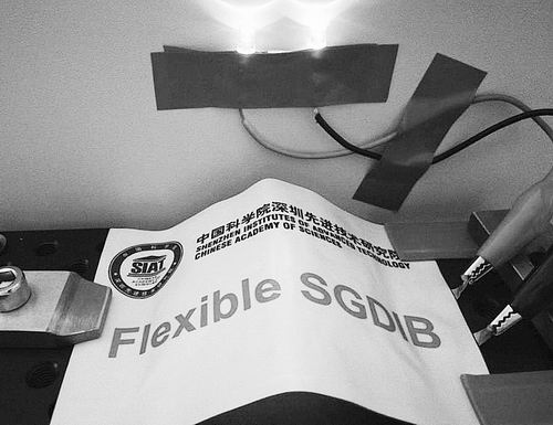 新型硅—石墨双离子电池革新柔性储能 期望早日投入示