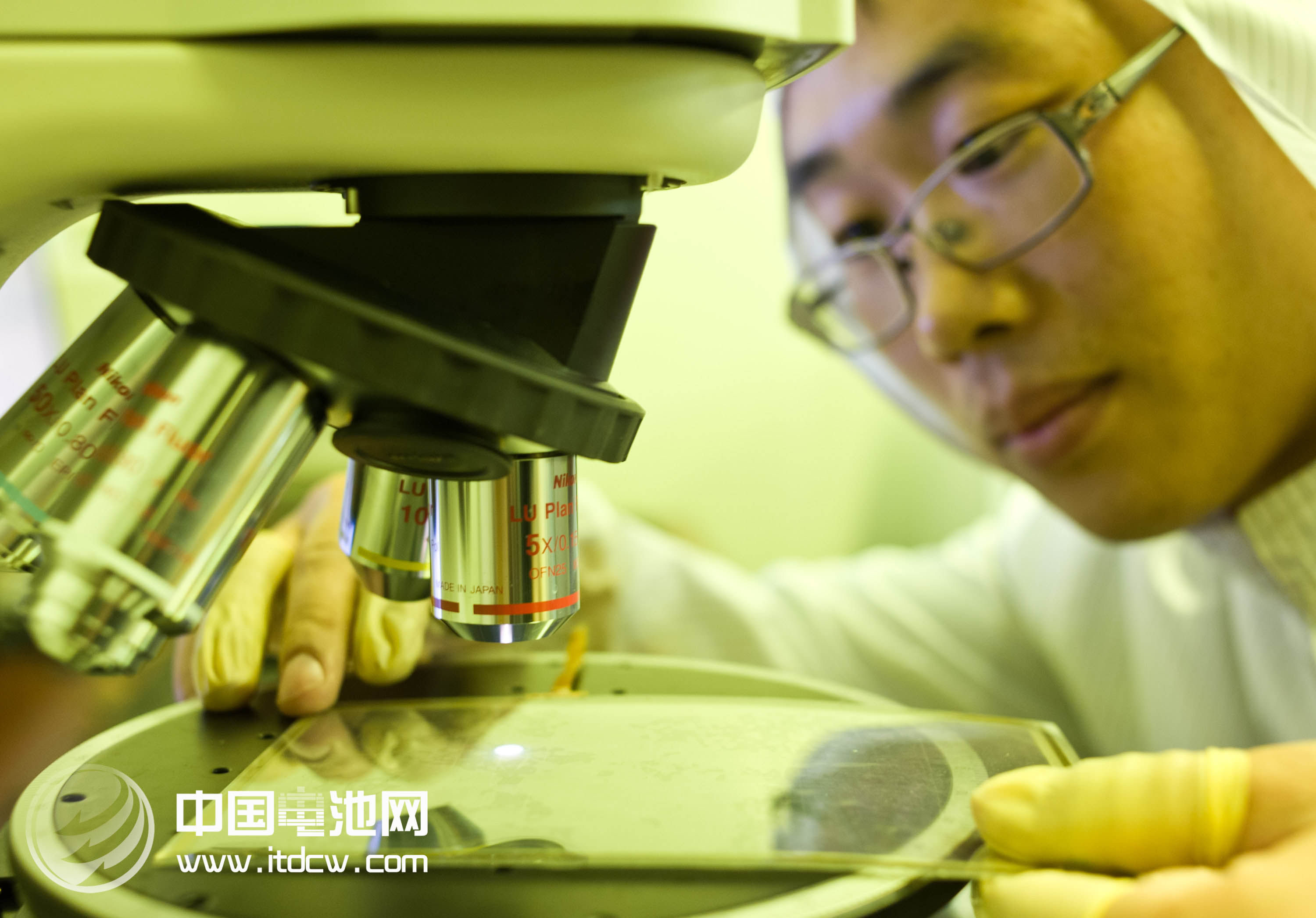 石墨烯是继续“给热”还是“退烧”，市