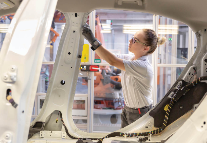 韩国LG拟与麦格纳投10亿美元设合资公司