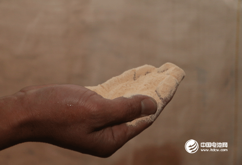 镍钴盐价格持续上涨 动力三元复苏缓慢