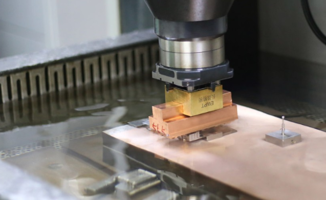 长盈精密拟定增募资不超29亿 投资上海临