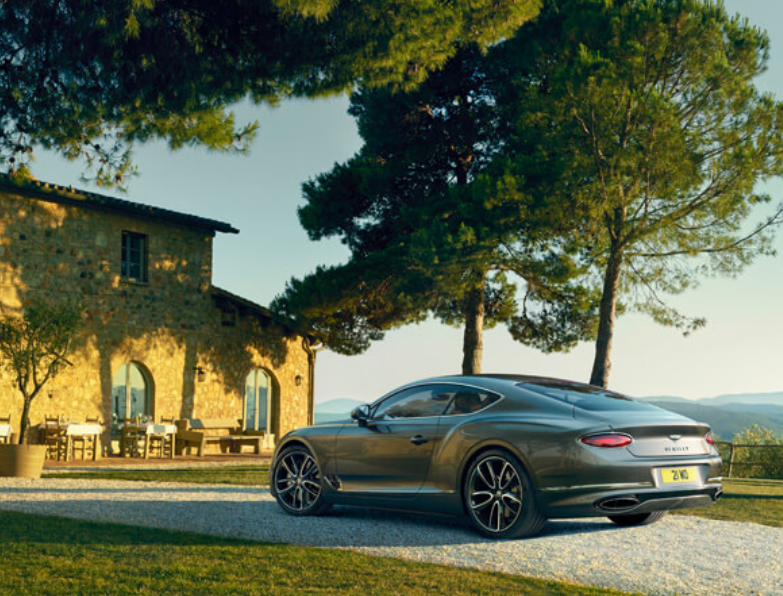 宾利CEO：未来五年电池性能提高超30% 最早