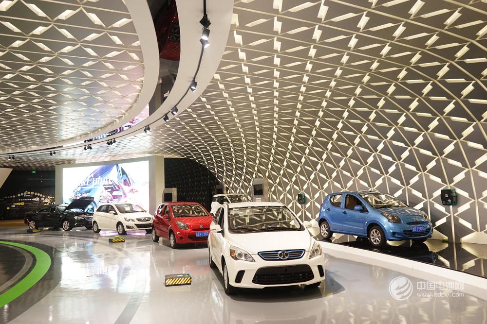 2月合资与独资新能源表现较强 自主品牌