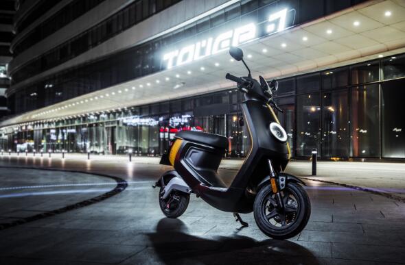 小牛电动2019年营收20.76亿元 净利润1.90亿