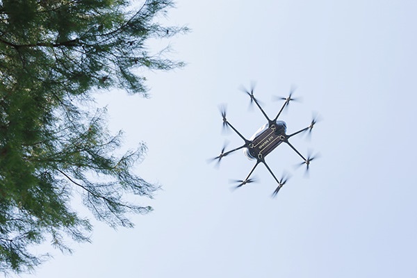 不想上天的不是好车企，不能飞行的不算好电