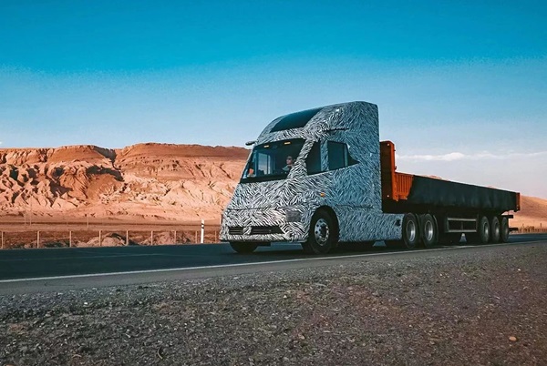 苇渡科技完成1.1亿美元B轮融资 电动重卡