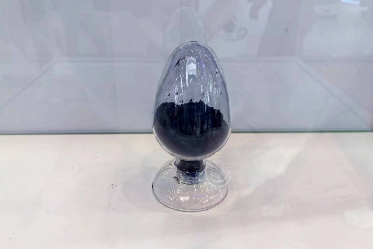 美国放宽对电池使用中国石墨的电动汽车税收