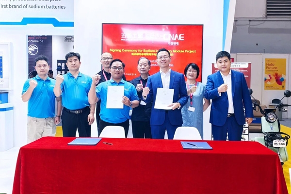 牵手五菱工业、IBAK、印尼淮海！中国钠电在