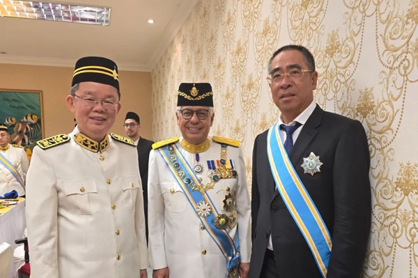 促进国际合作！星源材质董事长陈秀峰获