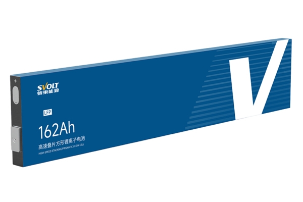 “高能+快充”完美结合 蜂巢能源以短刀电池