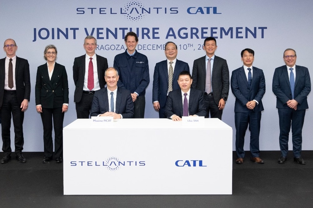 宁德时代/国轩高科百亿扩产锂电池！珠海冠