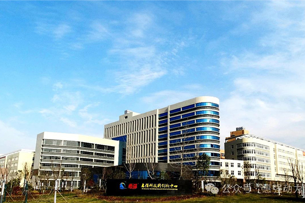 惠强新材聚烯烃锂电池隔膜获首届“武汉精品