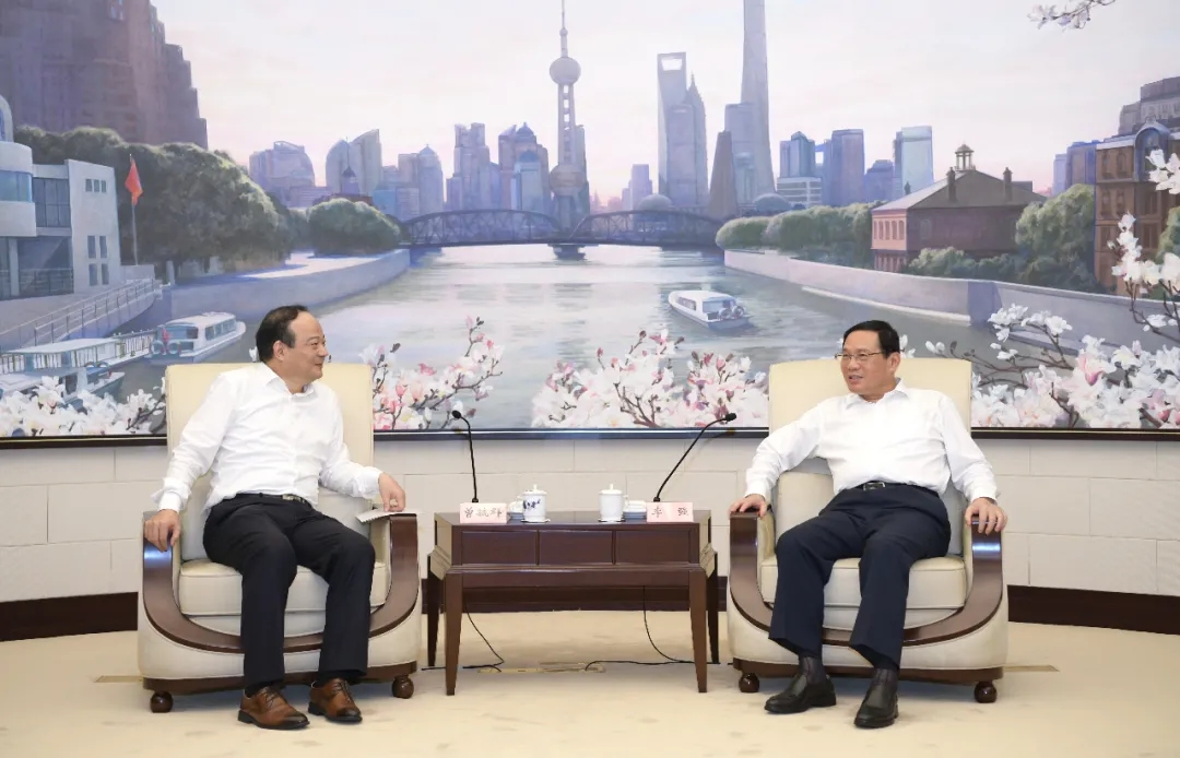 厉害了这一天！宁德时代分别与上海市政