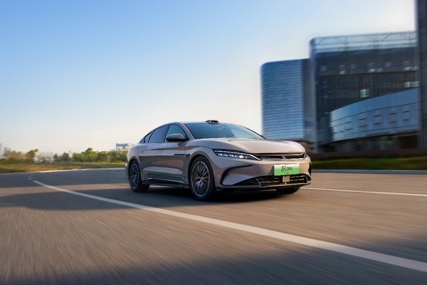 汉家族智驾版上市售价16.88万起 开启中大型轿