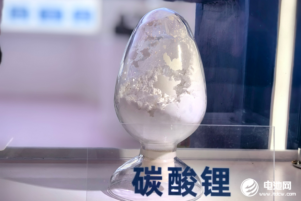 LG化学首次量产无前驱体正极材料！矿业