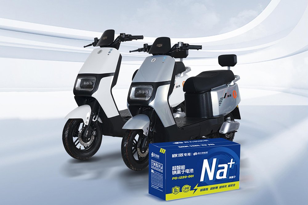 性能接近锂电池！盘古X欧派钠电版电动车