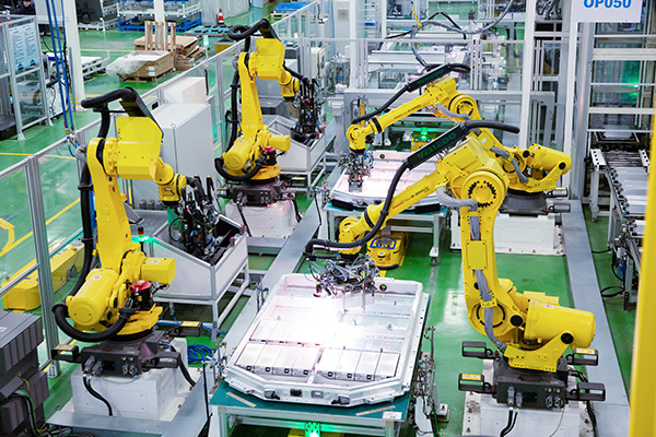 董扬：新能源汽车更加安全的重要标志