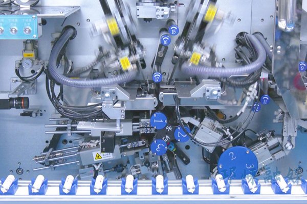 11亿元！四川邛崃一锰酸锂电池项目下线