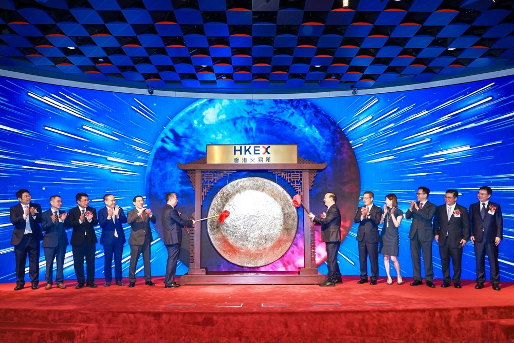 手握3213亿现金仍赴港上市，不差钱的宁德