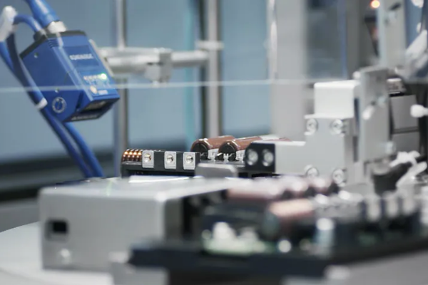 投资3亿元！又一上市公司拟加码固态电池