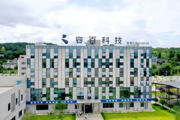 BBB跃升AA级 容百科技荣登2025 Wind ESG最佳实