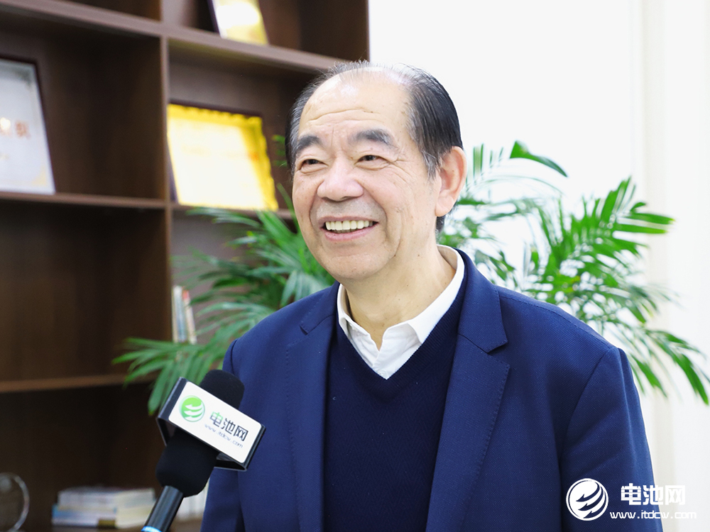 多氟多李世江：三次“氟硅分家”，一个