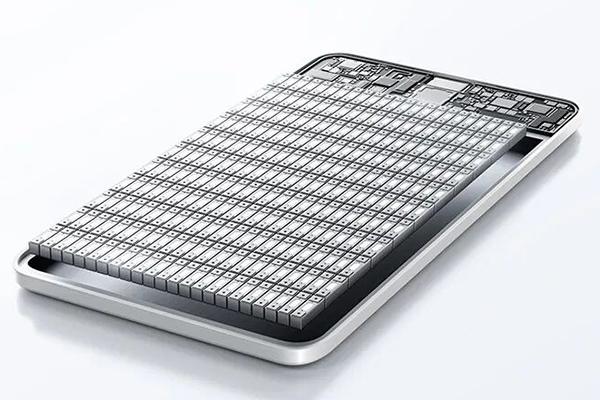 引领安全新纪元！豪鹏科技“软甲固电”