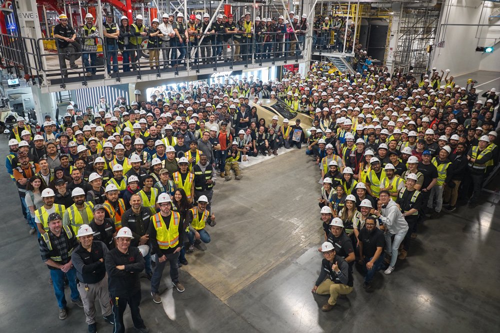 没有方向盘和踏板的汽车来了！特斯拉第