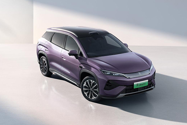 宋Ultra EV预售15.5万起 全系搭载第二代刀片